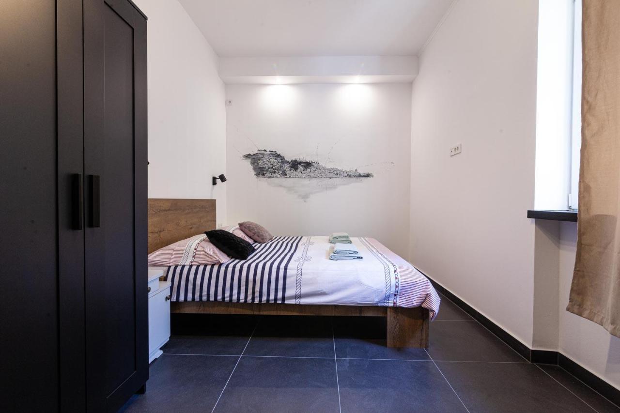 Andriana House Villa ชิเบนิก ภายนอก รูปภาพ