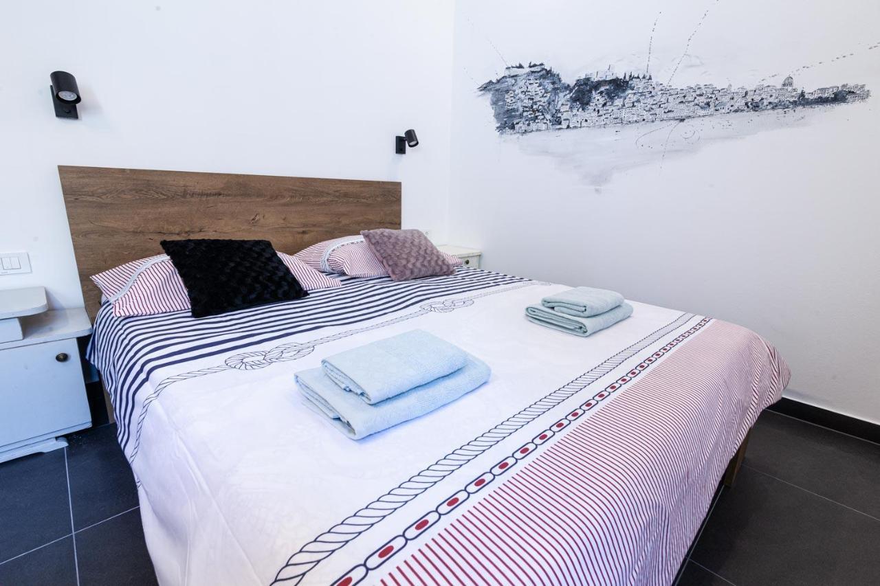Andriana House Villa ชิเบนิก ภายนอก รูปภาพ